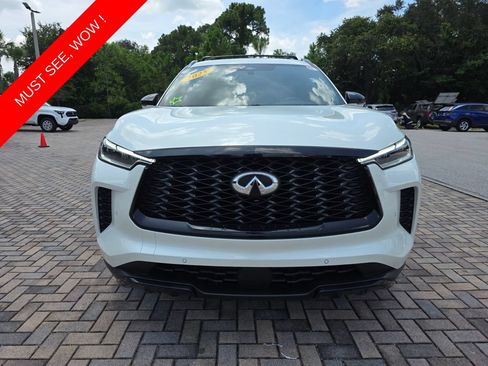 Used 2025 INFINITI QX60 Luxe w/ Black Edition FWD image 2