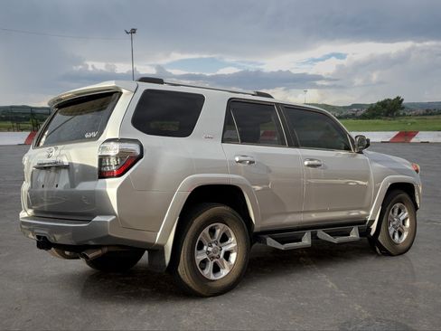Used 2022 Toyota 4Runner SR5 RWD image 3