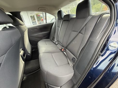 Used 2022 Toyota Corolla LE image 16