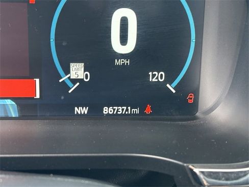 Used 2022 Ford F150 Lariat image 14