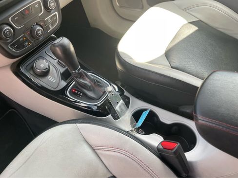 Used 2018 Jeep Compass Limited w/ Navigation Group AWD/4WD image 17