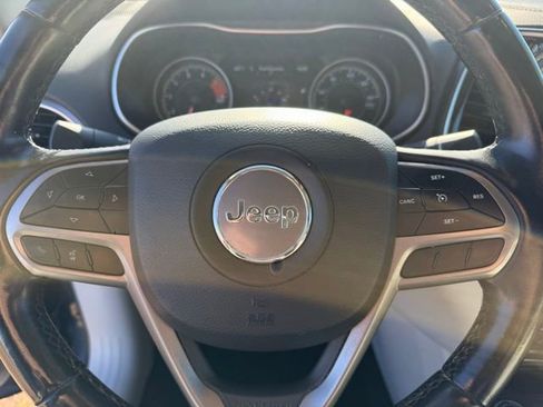 Certified 2020 Jeep Cherokee Limited image 15