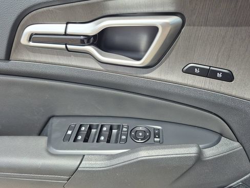 New 2026 Kia Sportage X-Line w/ X-Line Technology Package AWD/4WD image 7