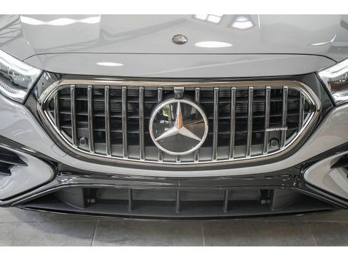 New 2026 Mercedes-Benz E 53 AMG e 4MATIC Sedan image 7