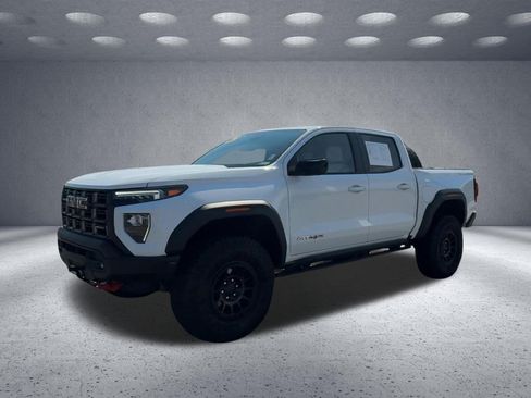 Used 2024 GMC Canyon AT4X w/ AT4X AEV Edition AWD/4WD image 8