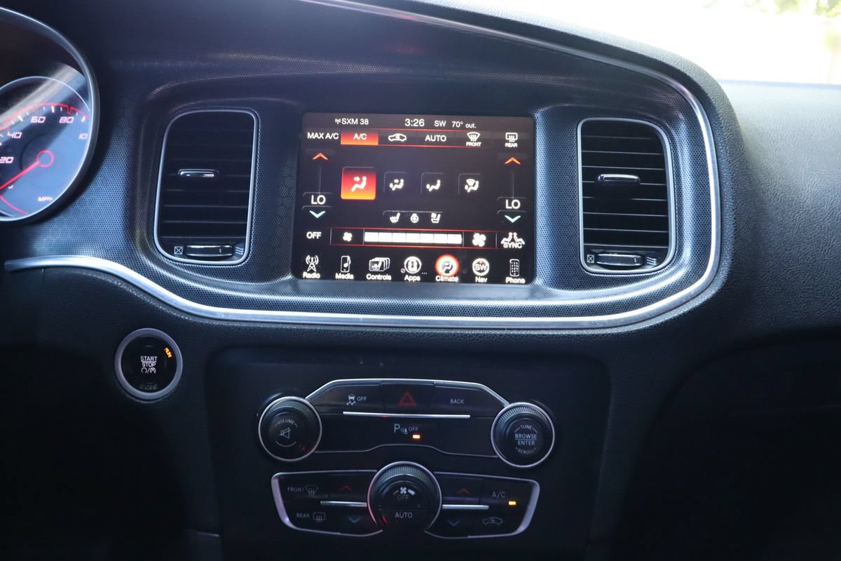 Used 2015 Dodge Charger SXT w/ AWD Plus Group image 33