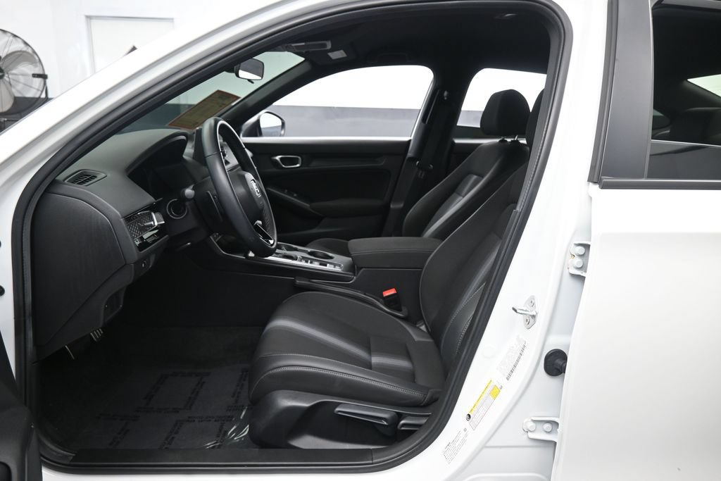 Used 2025 Honda Civic Sport image 11