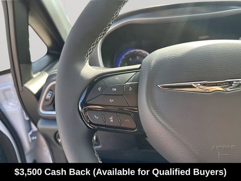 New 2026 Chrysler Pacifica Select w/ S Appearance Package FWD image 32