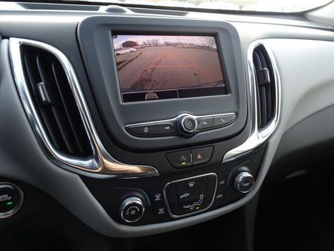 Certified 2022 Chevrolet Equinox LS w/ LS Convenience Package image 20