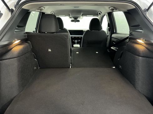 Used 2025 Nissan Kicks SV image 27