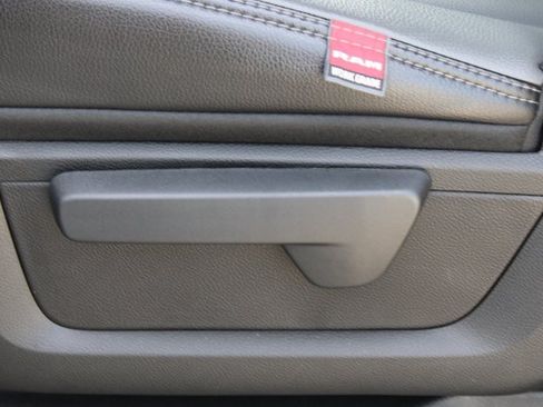 New 2025 RAM 4500 Tradesman RWD image 32