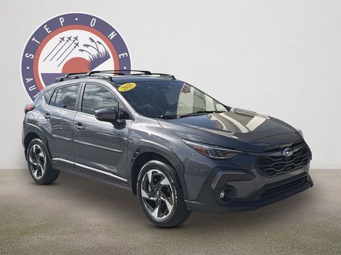 Used 2025 Subaru Crosstrek 2.5i Limited w/ Popular Package #3A image 2