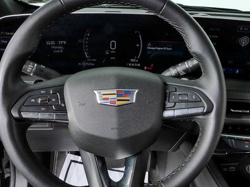 Certified 2025 Cadillac XT4 Premium Luxury FWD image 7