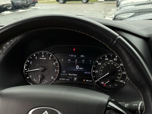 Used 2024 INFINITI QX80 Premium Select w/ Cargo Package image 10