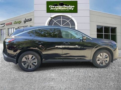 Used 2025 Nissan Murano SL AWD/4WD image 5