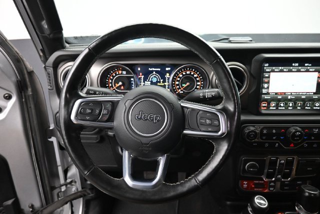 Used 2020 Jeep Gladiator Rubicon w/ Uconnect 4C Nav & Sound Group AWD/4WD image 12