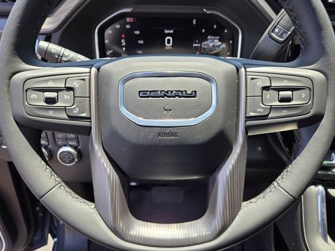 New 2025 GMC Sierra 2500 Denali Ultimate w/ Max Trailering Package image 11