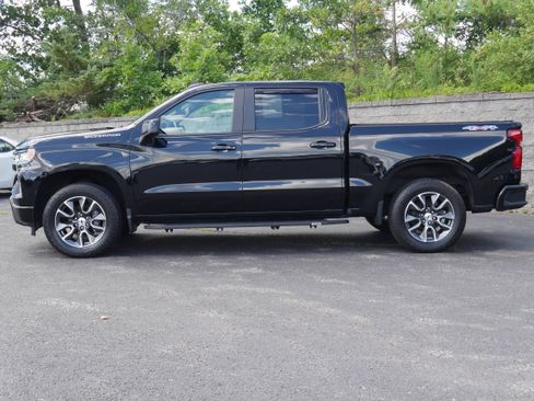 Certified 2022 Chevrolet Silverado 1500 RST w/ Convenience Package II AWD/4WD image 3