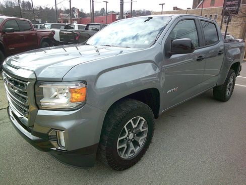 Used 2022 GMC Canyon AT4 w/ Trailering Package image 3