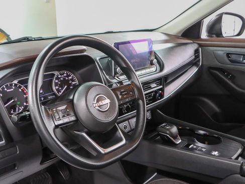 Used 2023 Nissan Rogue S FWD image 22