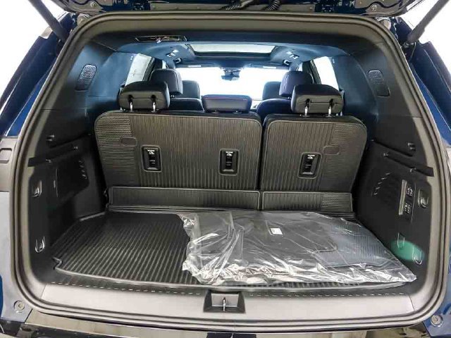 New 2027 Chevrolet Traverse RS w/ LPO, Floor Liner Package AWD/4WD image 23