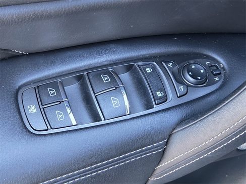 Used 2022 INFINITI QX80 Sensory w/ Cargo Package image 18