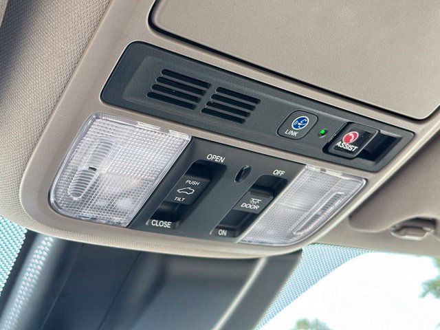 Used 2018 Honda Odyssey Touring image 38
