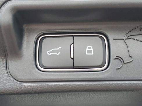 New 2026 Ford Explorer Tremor w/ Tremor Convenience Package image 32