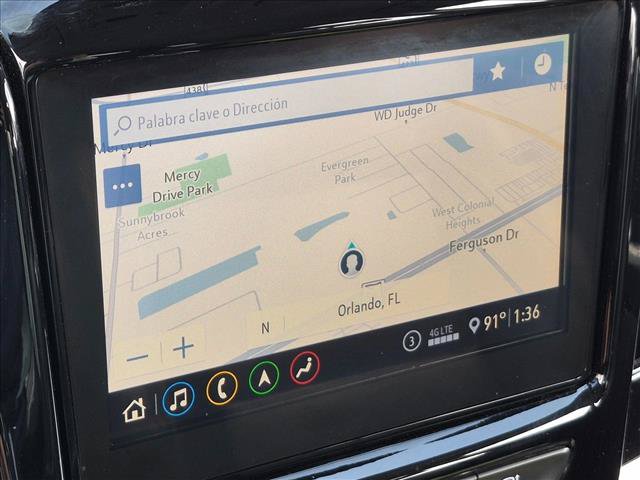 Used 2020 Chevrolet Traverse RS FWD image 13