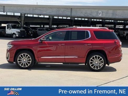 Certified 2023 GMC Acadia Denali w/ Denali Ultimate Package AWD/4WD image 8