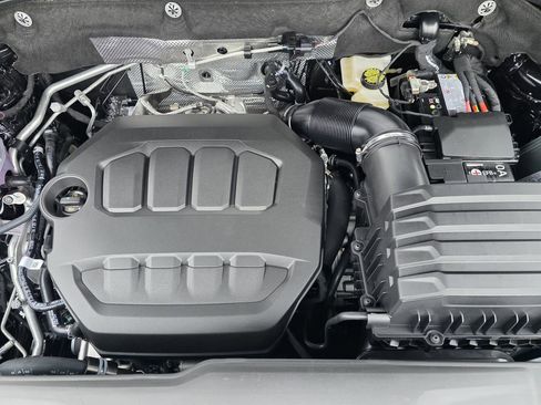 New 2026 Volkswagen Atlas SE FWD image 20