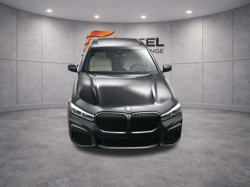 Used 2022 BMW 740i w/ M Sport Package RWD image 73