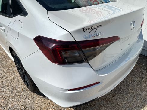Used 2025 Honda Civic Sport image 17