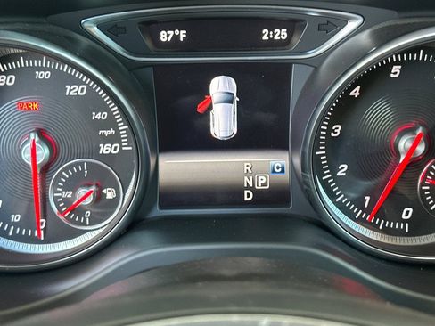 Used 2019 Mercedes-Benz GLA 250 4MATIC image 30