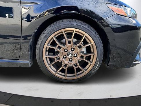 Used 2023 Toyota Camry SE w/ Convenience Package image 32