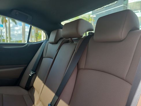 Used 2023 Lexus ES 350 w/ Premium Package image 13