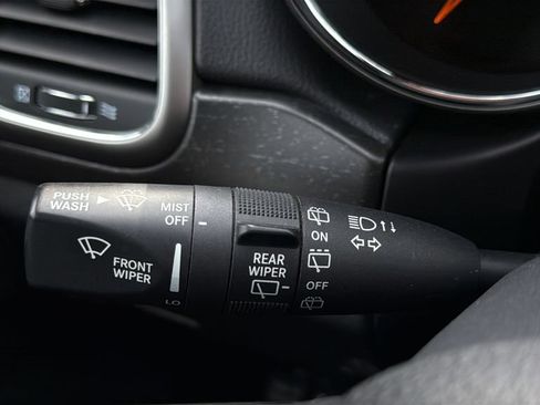 Used 2018 Jeep Grand Cherokee Laredo AWD/4WD image 32