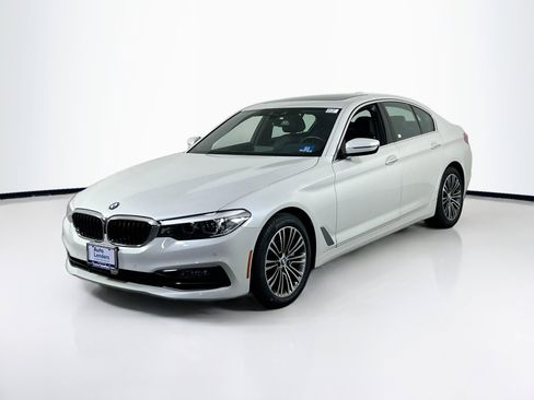 Used 2018 BMW 530i xDrive AWD/4WD image 1