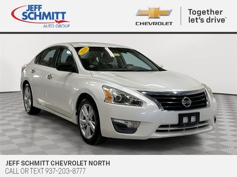 Used 2014 Nissan Altima 2.5 SV image 1