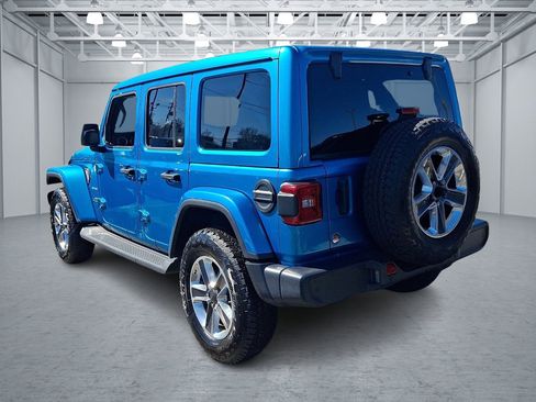Used 2020 Jeep Wrangler Unlimited Sahara image 3