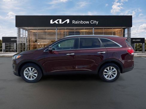 Used 2016 Kia Sorento FWD image 8