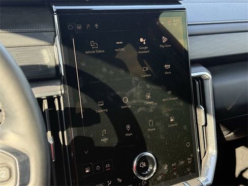 Used 2025 GMC Acadia Elevation image 27