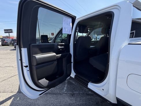 Used 2020 Chevrolet Silverado 3500 LT AWD/4WD image 33