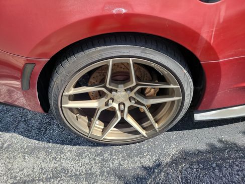 Used 2016 Chevrolet Camaro SS RWD image 8