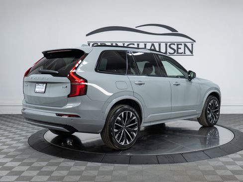 New 2026 Volvo XC90 B6 Ultra w/ Lounge Package image 5