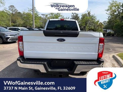 Used 2022 Ford F250 XL w/ Power Equipment Group image 5