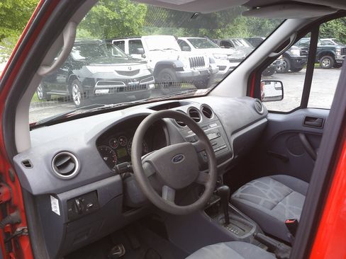 Used 2013 Ford Transit Connect XL FWD image 11