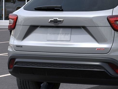 New 2026 Chevrolet Trax RS w/ Sunroof Package image 14
