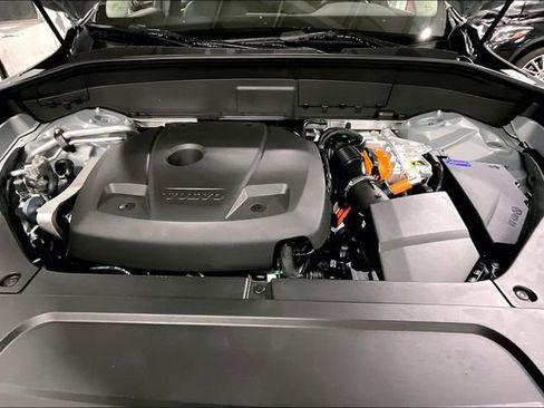 New 2026 Volvo XC90 T8 Plus w/ Protection Package Premier image 13
