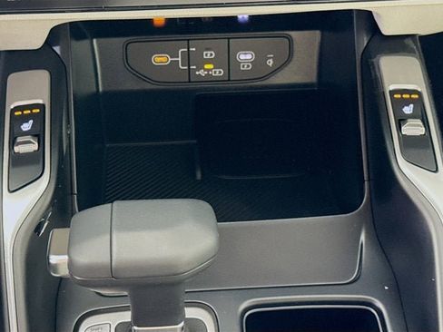 New 2026 Kia Sorento S image 21